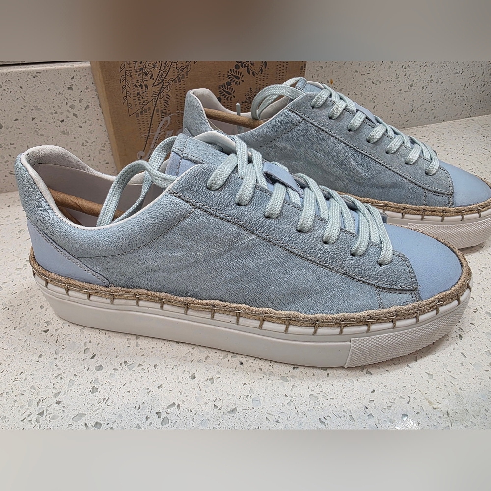 Free People Light Blue Sneakers - Size 7 - New - Picture 2 of 7